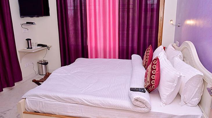 Ellays Dream Resort Kasauli Eksteriør bilde