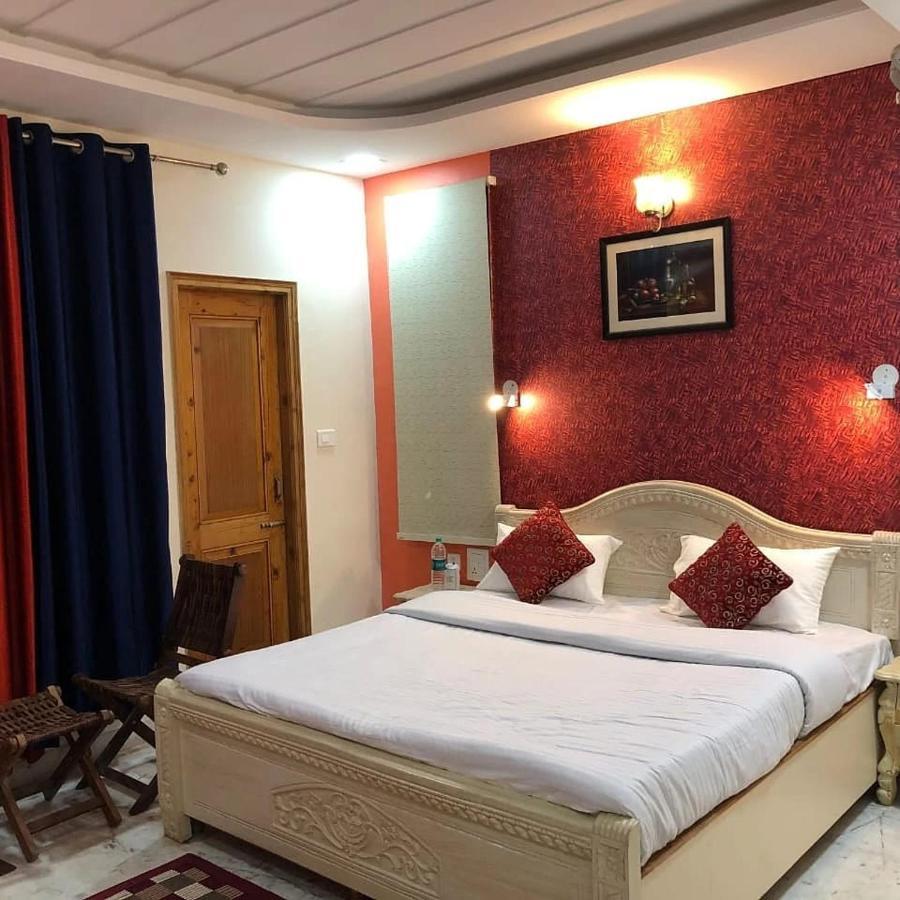 Ellays Dream Resort Kasauli Eksteriør bilde